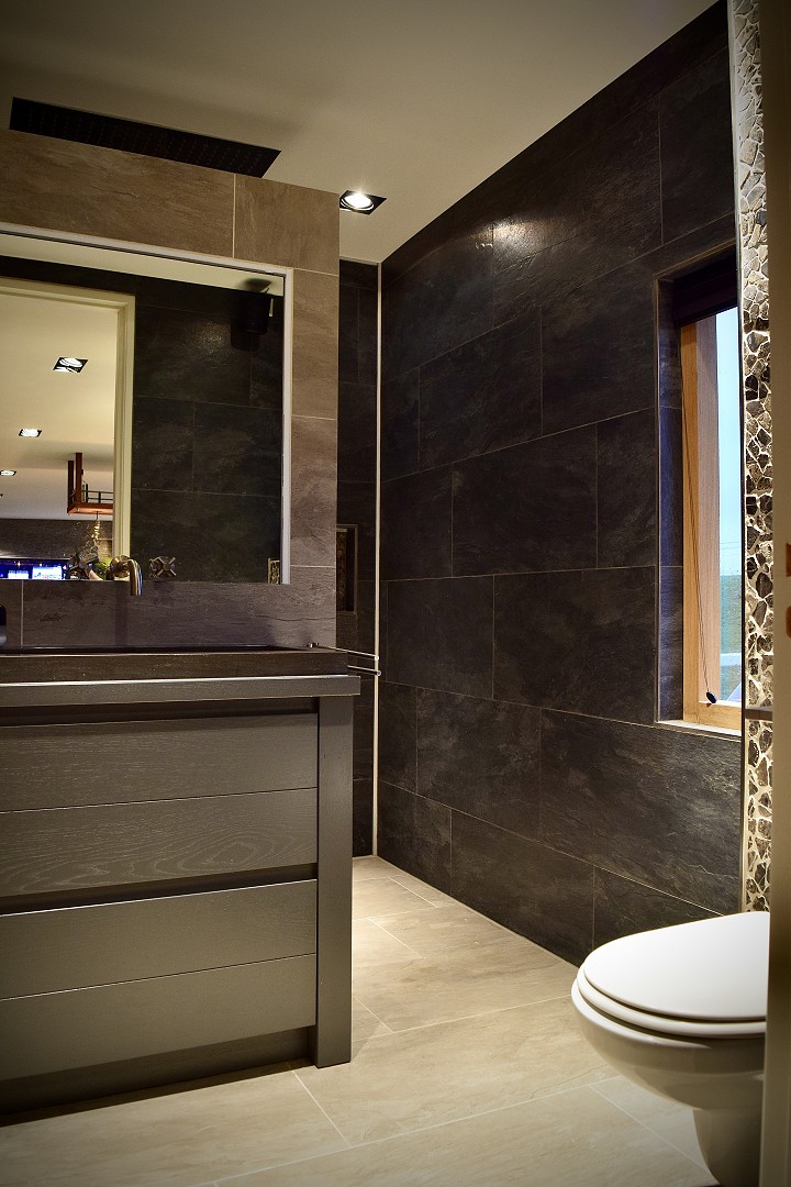 Moderne badkamer met industriële look</perch:content>